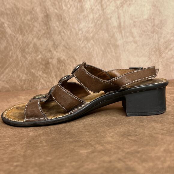 Naturalizer Low Heel Gladiator Sandals Brown Strappy Leather Floral Medallions - Picture 9 of 13